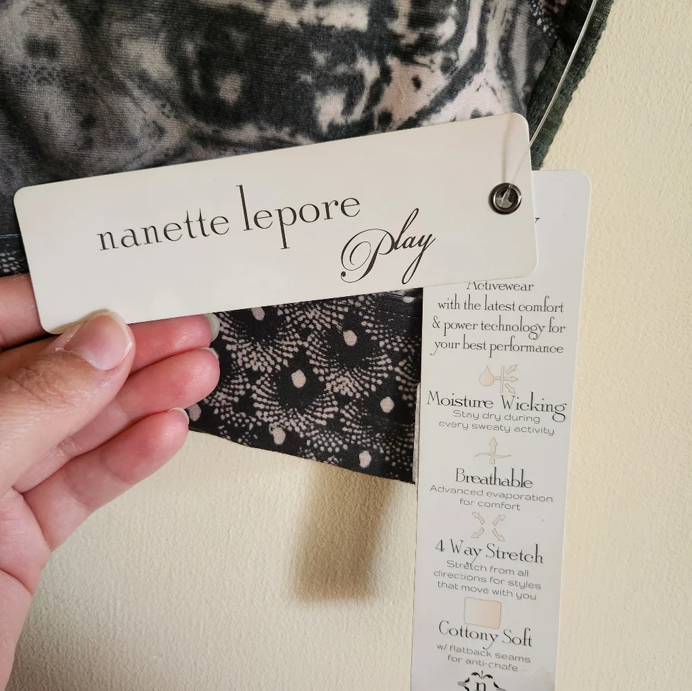 Nanette Lepore Sports Bra Top Green XS NWT